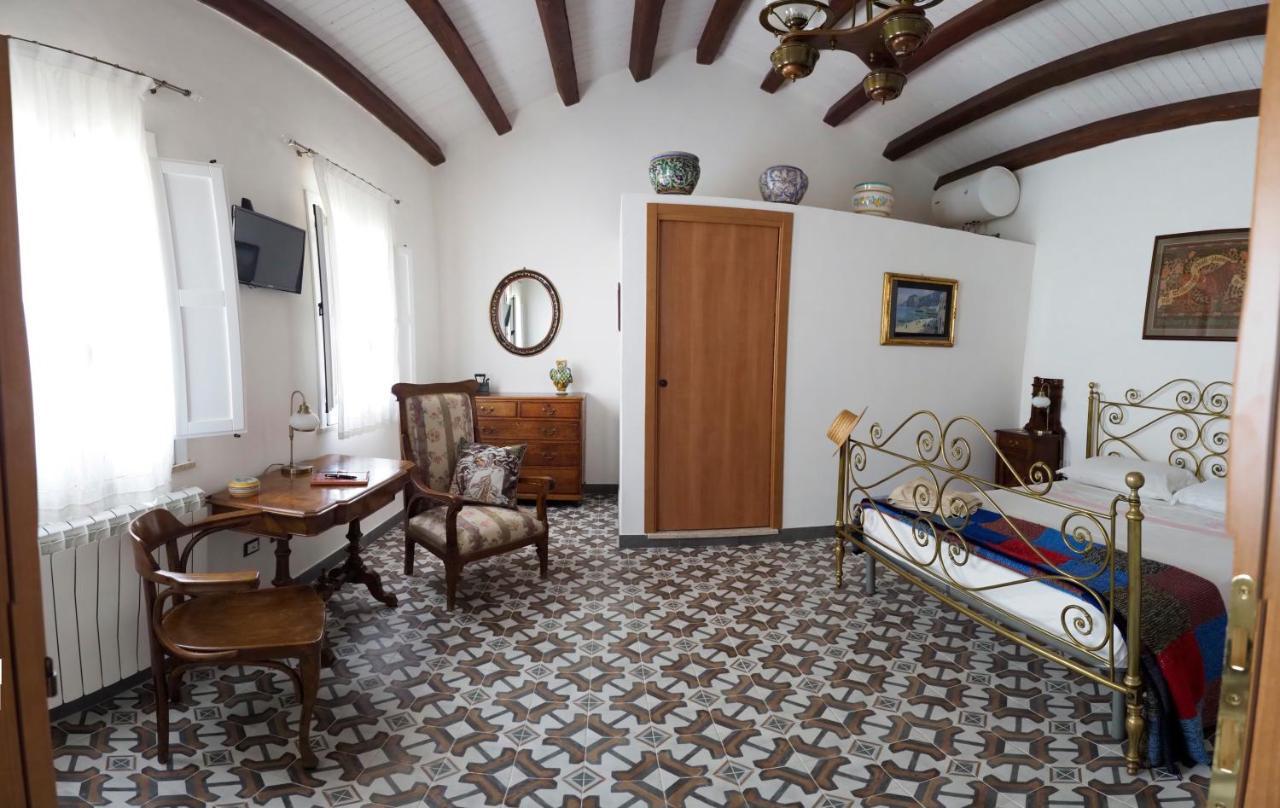 B&B Manca1Fiorino Buseto Palizzolo Habitación foto