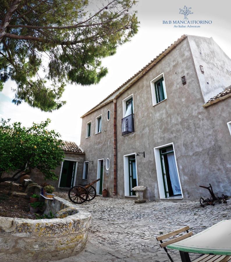 B&B Manca1Fiorino Buseto Palizzolo Exterior foto